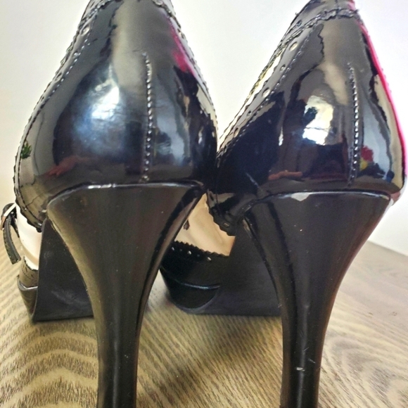 FUNTASMA size 9 black and white  Mary jane. - Picture 6 of 7